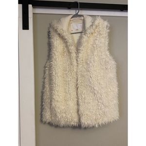 Faux lamb fur vest with hood. SZ Large